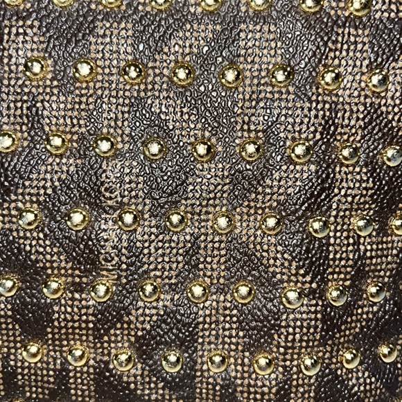 MICHAEL KORS JET SET PVC MONOGRAM SMALL STUDDED ZIP BACKPACK BAG - Picture 4 of 13